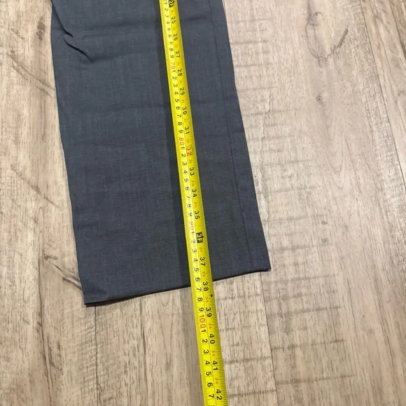 Men's Gray Dress Pants - Classic Straight Fit 32 waist - Picture 5 of 8